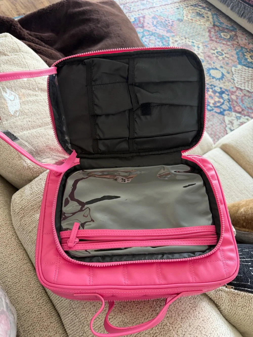 Steve Madden Pink Quilted toiletries/travel bag